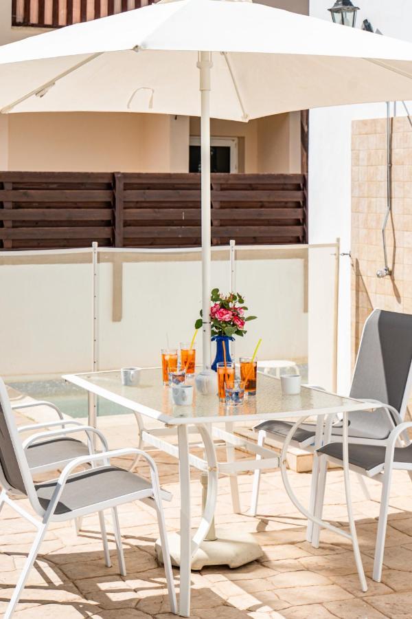 Villa Rosedale By Ezoria Villas Agia Napa Exterior foto