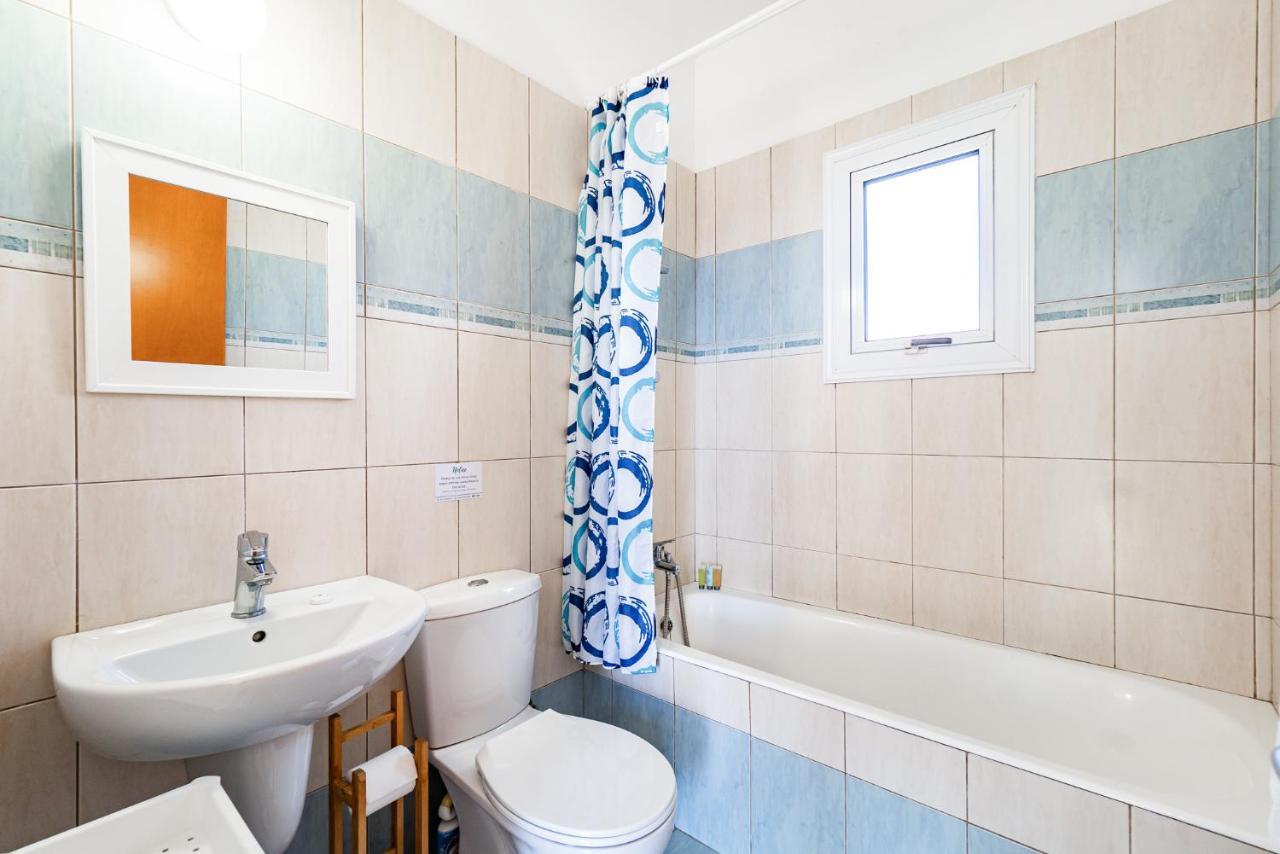 Villa Rosedale By Ezoria Villas Agia Napa Exterior foto